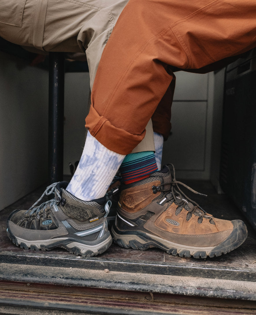 Men's Targhee III Waterproof Mid Wide Black Olive/Golden Brown / Keen Online