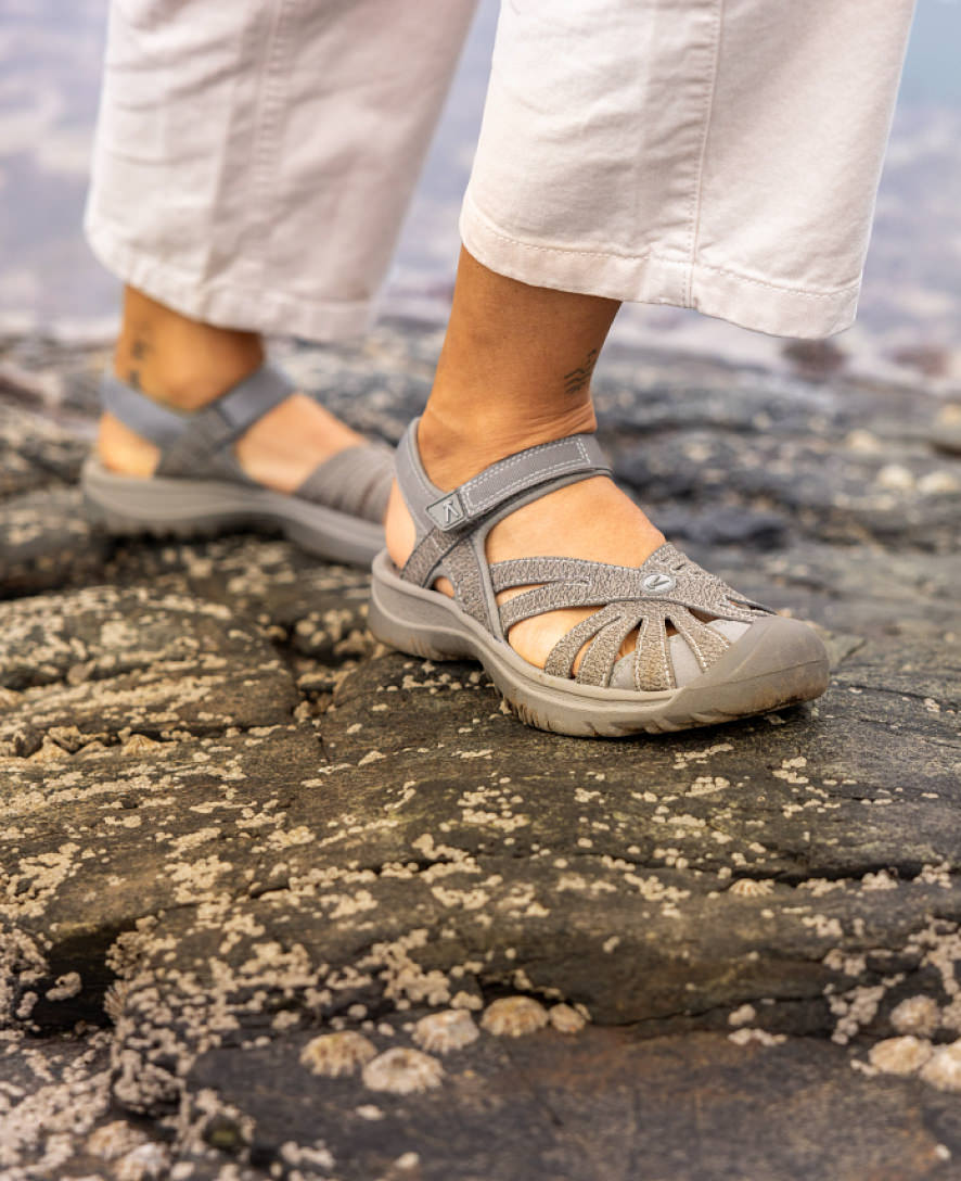 Women's Rose Sandal Lily Pad | Keen Discount