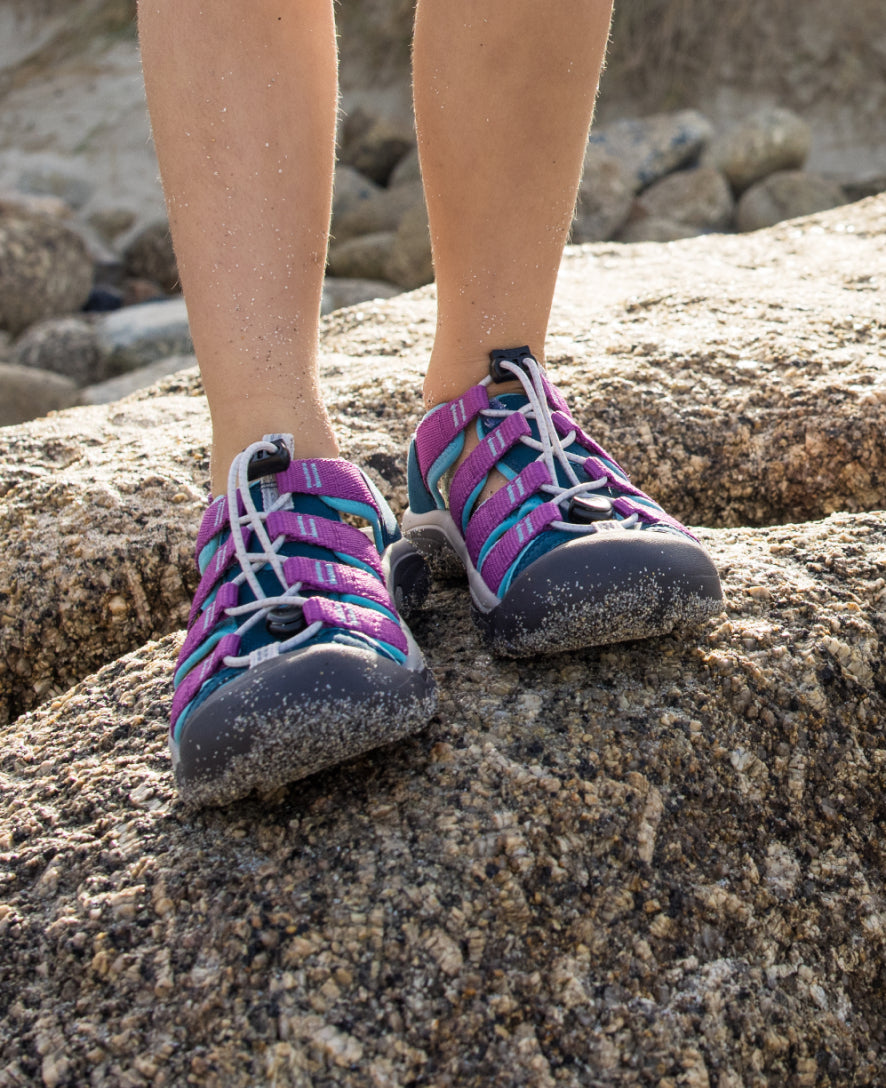 Little Kids' Newport Boundless Sandal Black/Precious Blue | Keen Discount